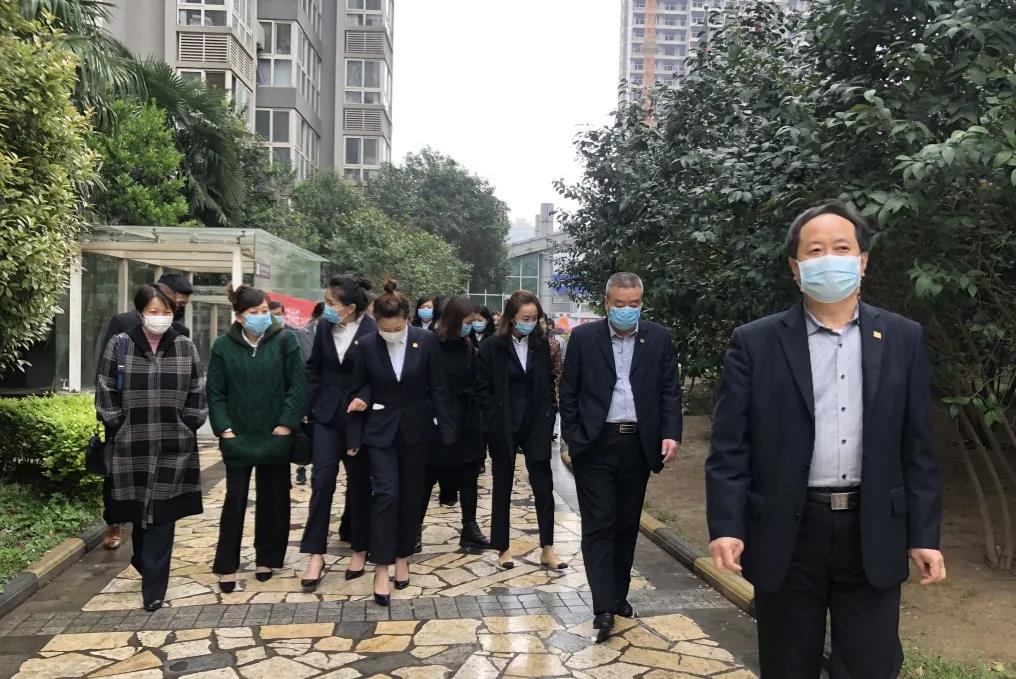 正在上传...