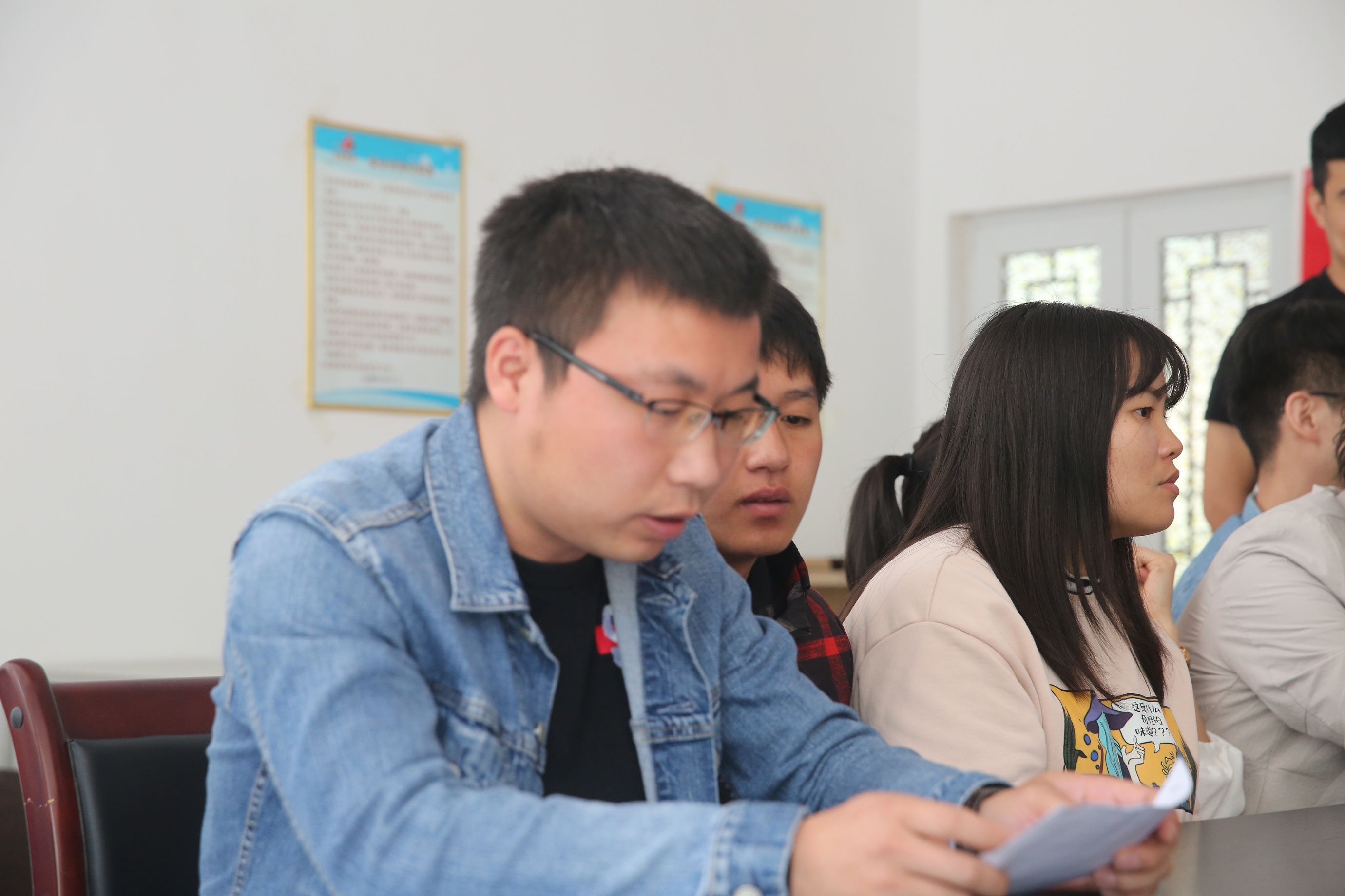 正在上传... 正在上传...