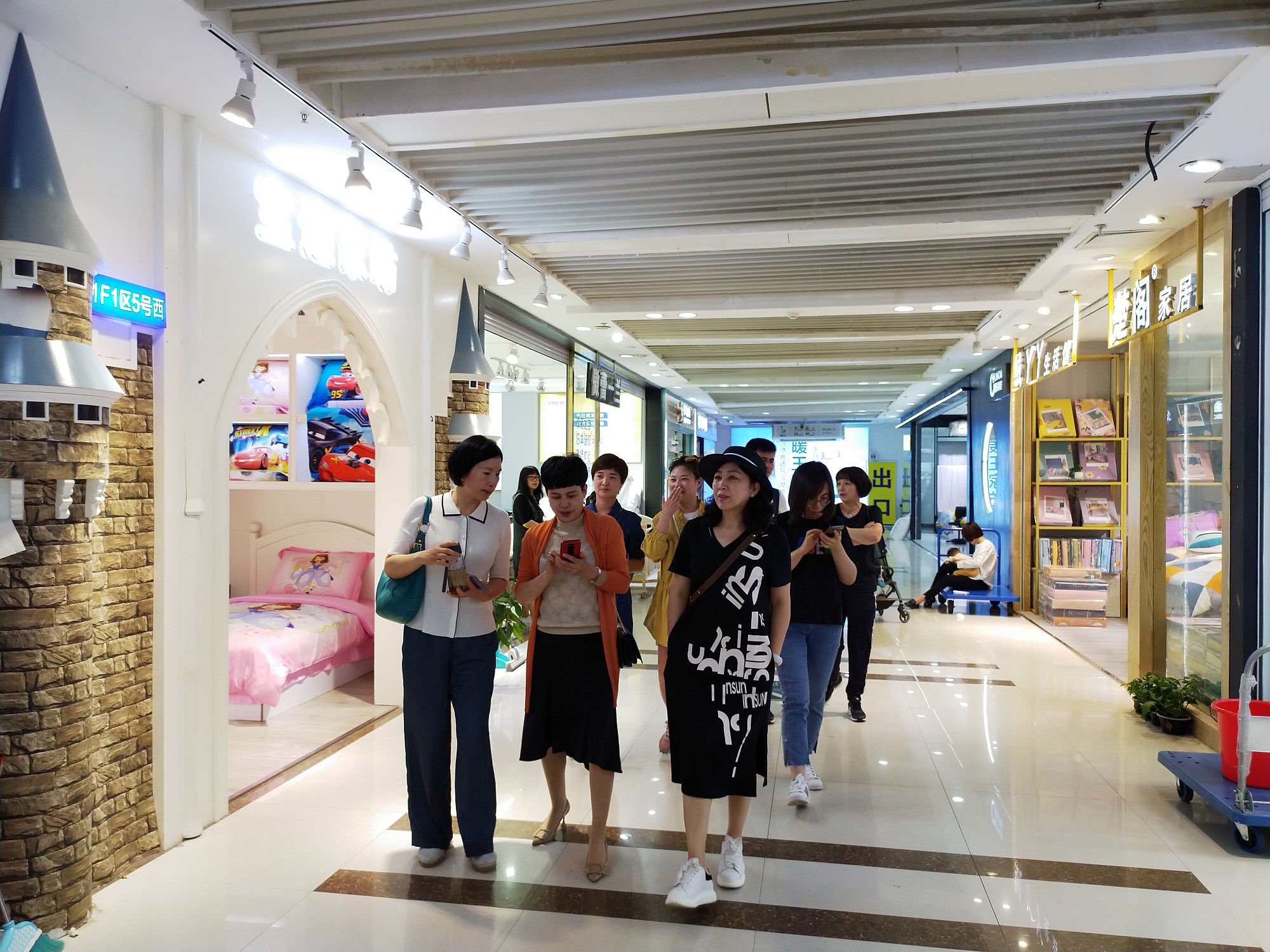 正在上传... 正在上传...