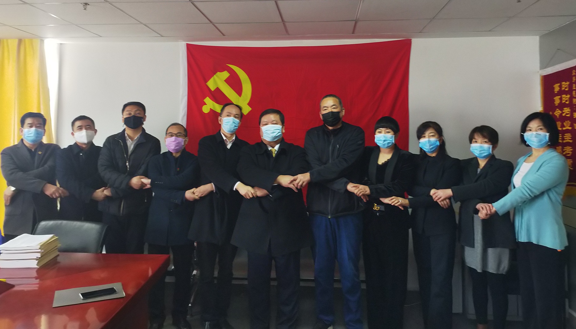正在上传...