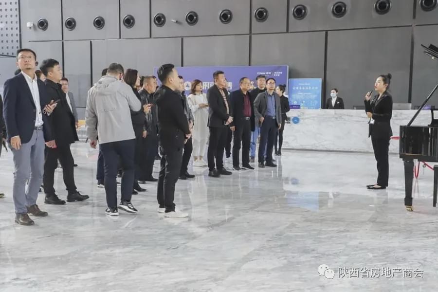 中登集团参加陕西省房地产商会组织的赴郑州考察学习活动