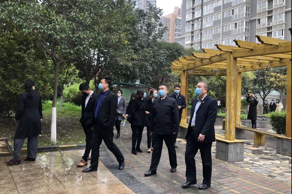 正在上传...