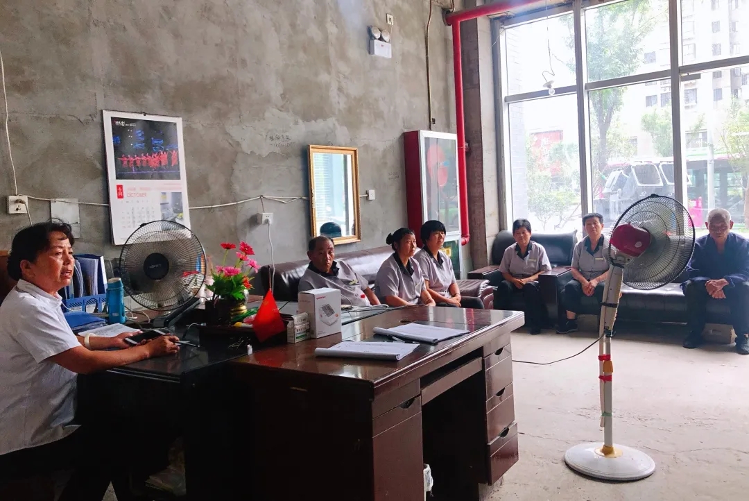 正在上传... 4.jpg