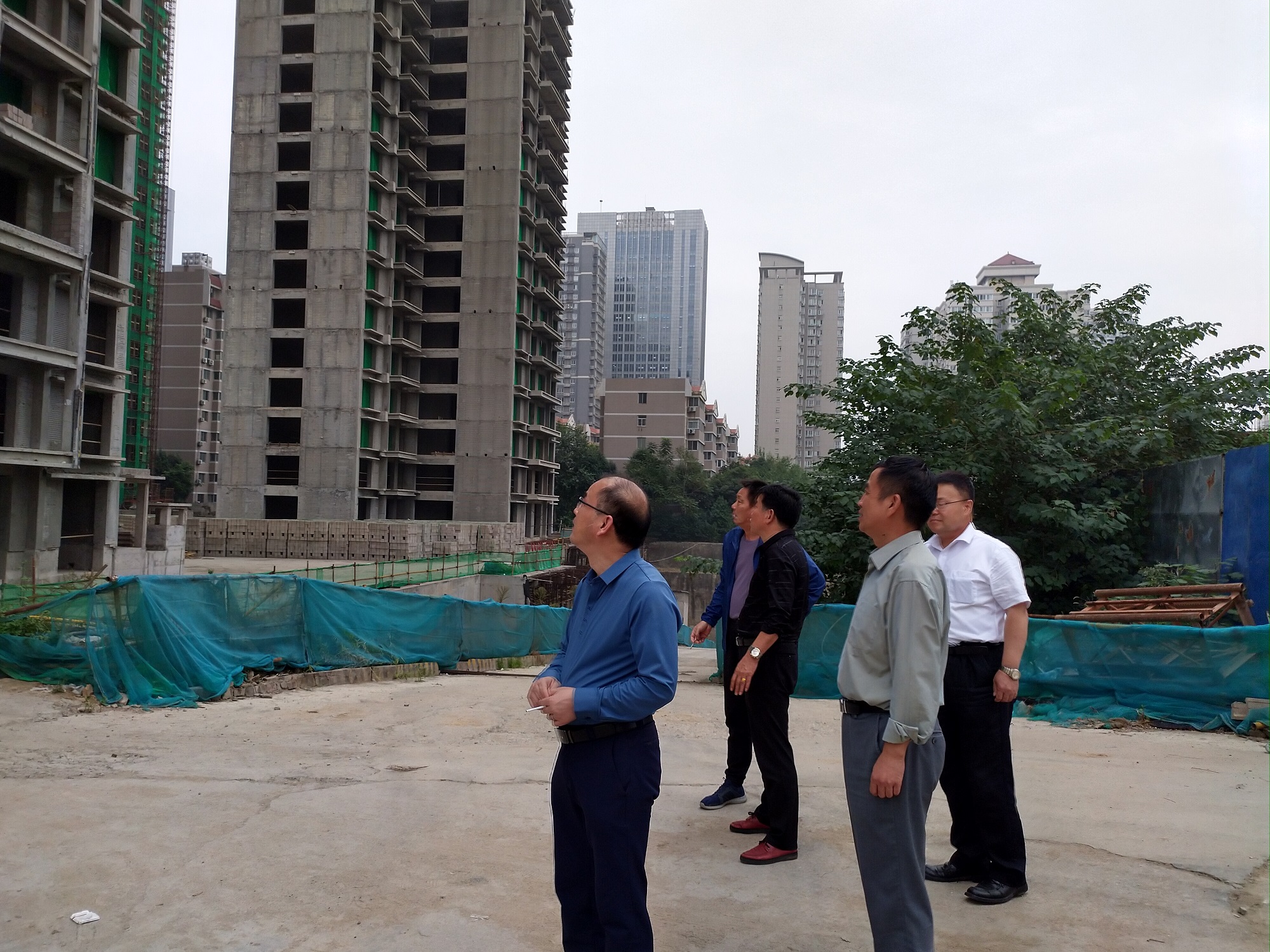 正在上传... 正在上传...