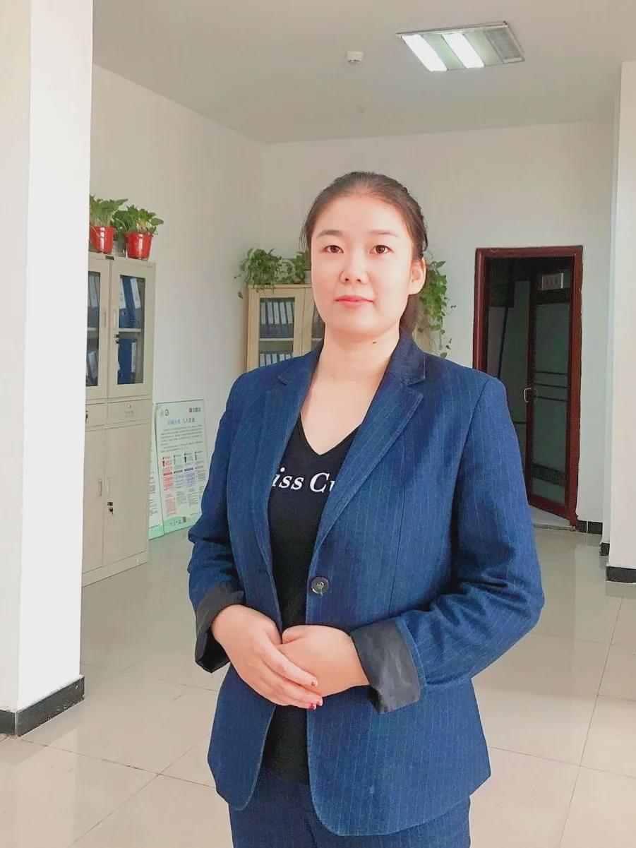 青春闪耀·不负韶华—记中登物业行政助理陈行妮