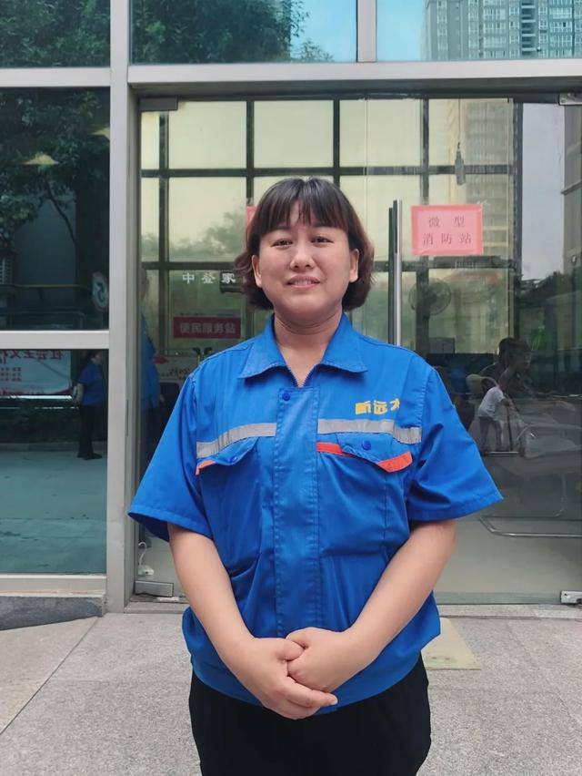 你的笑容·纤尘不染—致中登家园保洁团队