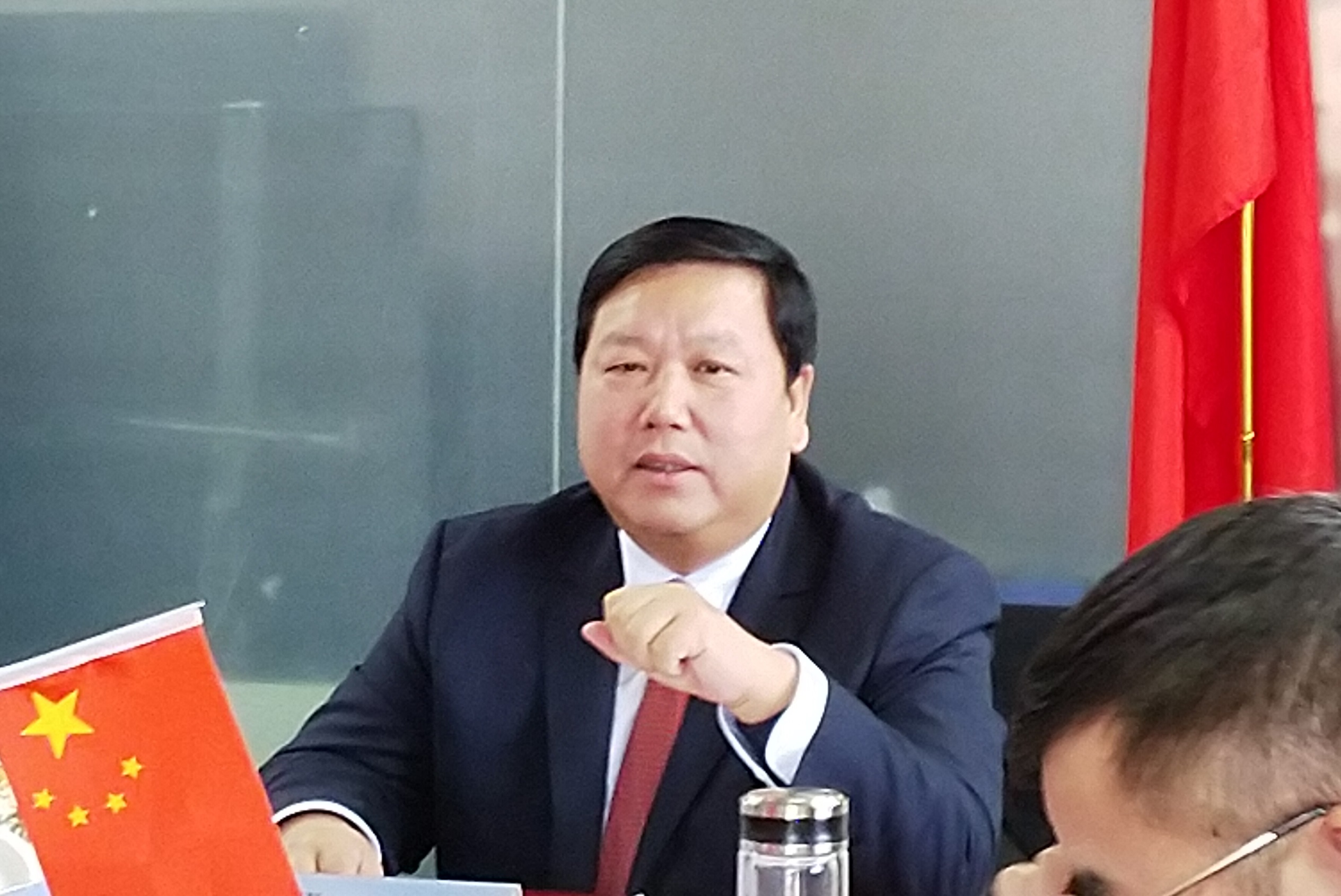 正在上传... 正在上传...