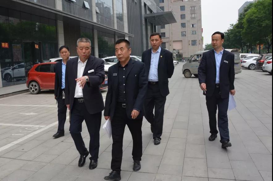 正在上传... 正在上传...